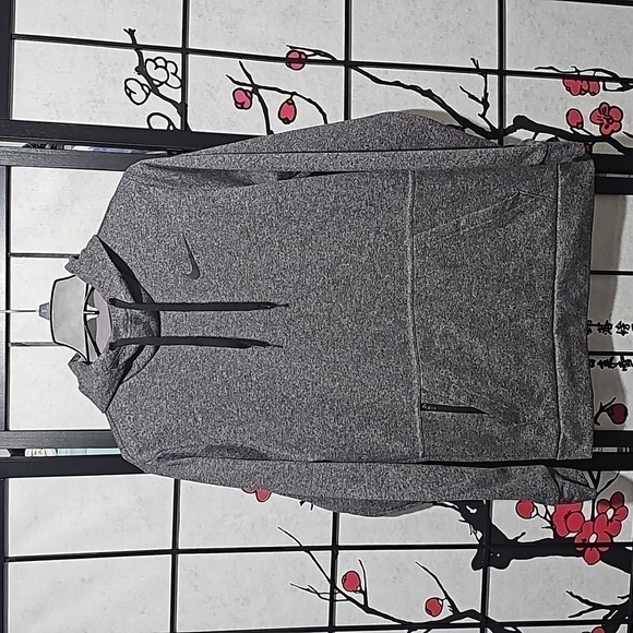 Nike Dri-FIT Hoodie Pullover Size‎ Small - Picture 1 of 8